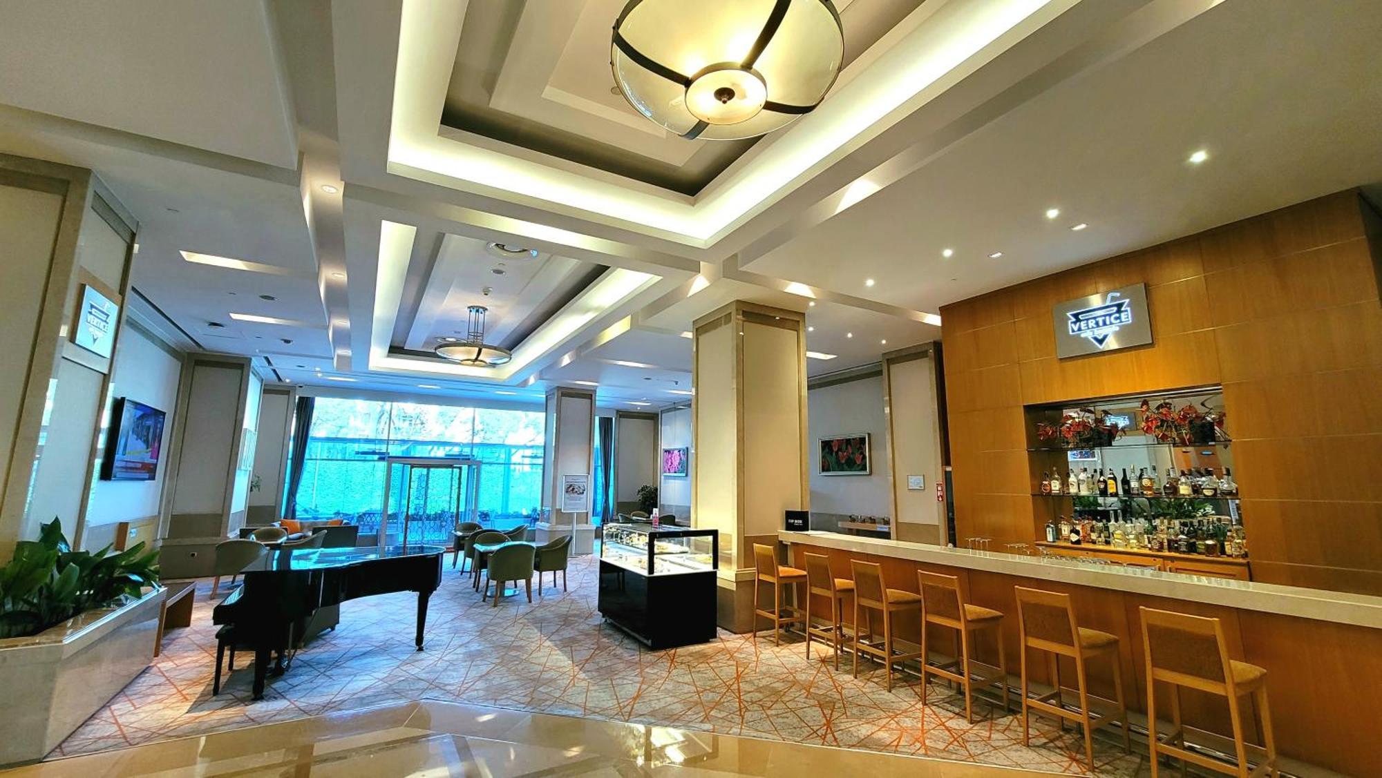 מלון Wyndham Grand Izmir Ozdilek מראה חיצוני תמונה